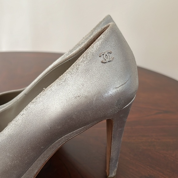 Chanel Heels - Picture 3 of 10